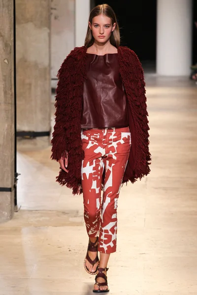 Look 17